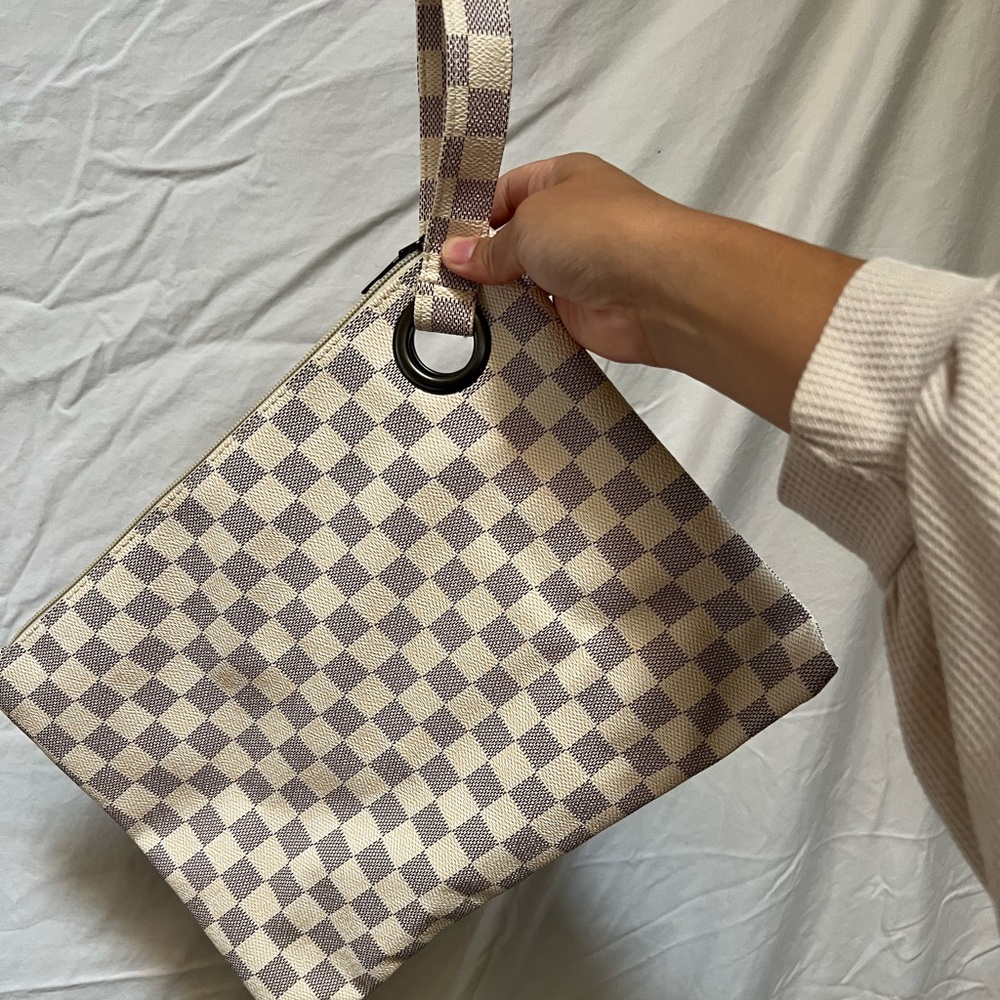 Womens wrist bag